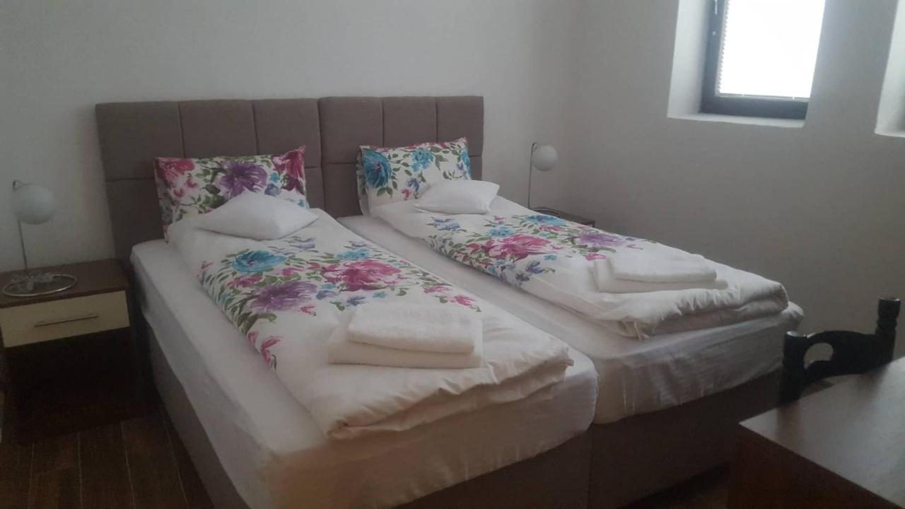 Villa Malezan Ohrid Bagian luar foto