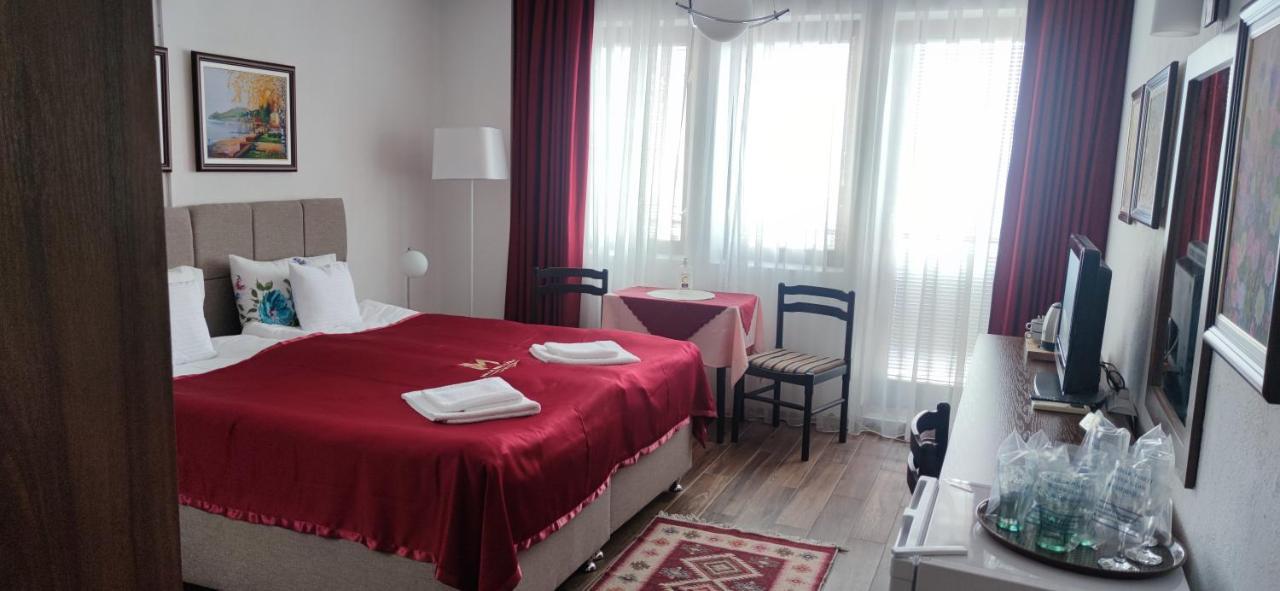 Villa Malezan Ohrid Bagian luar foto