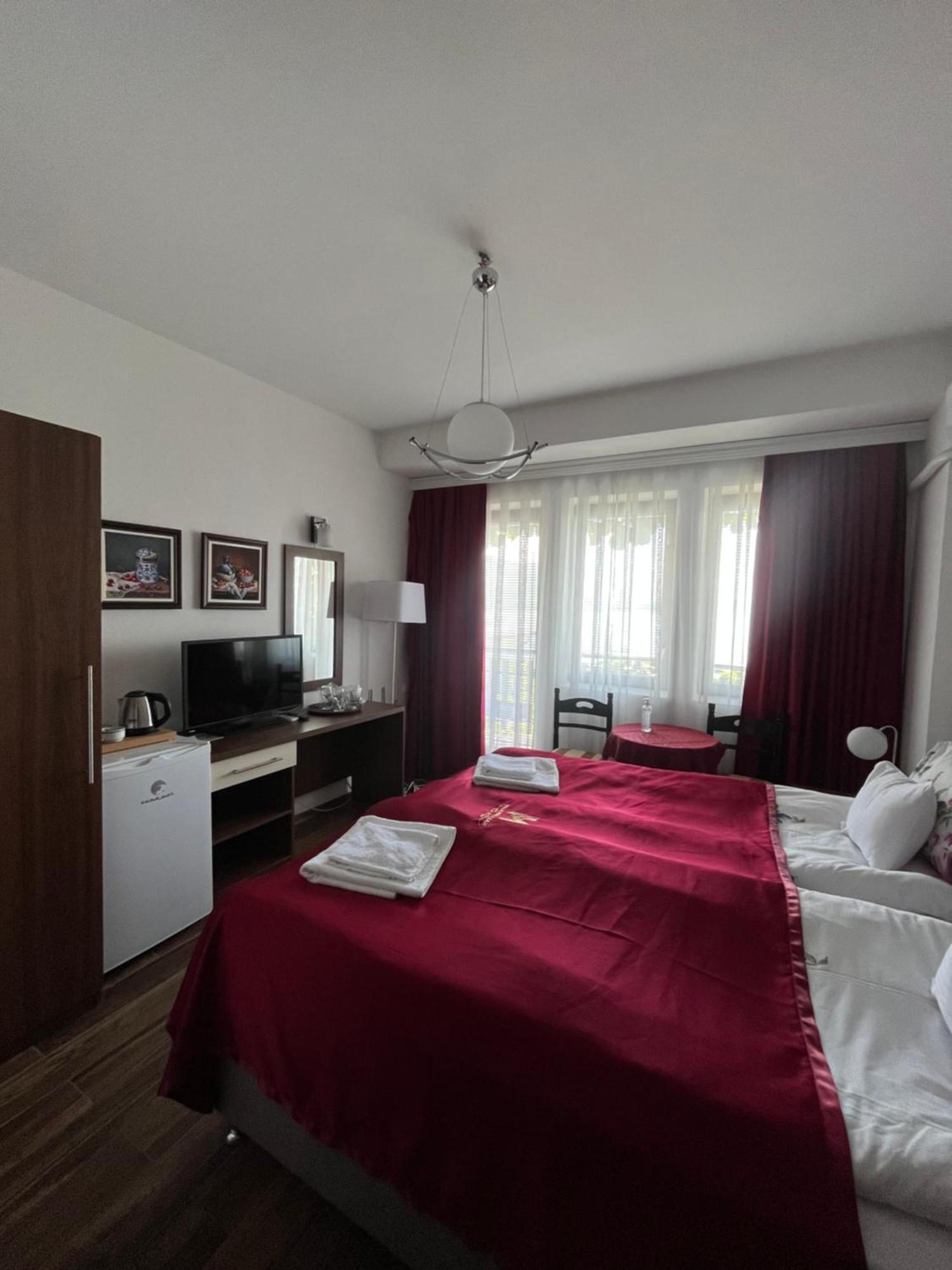 Villa Malezan Ohrid Bagian luar foto